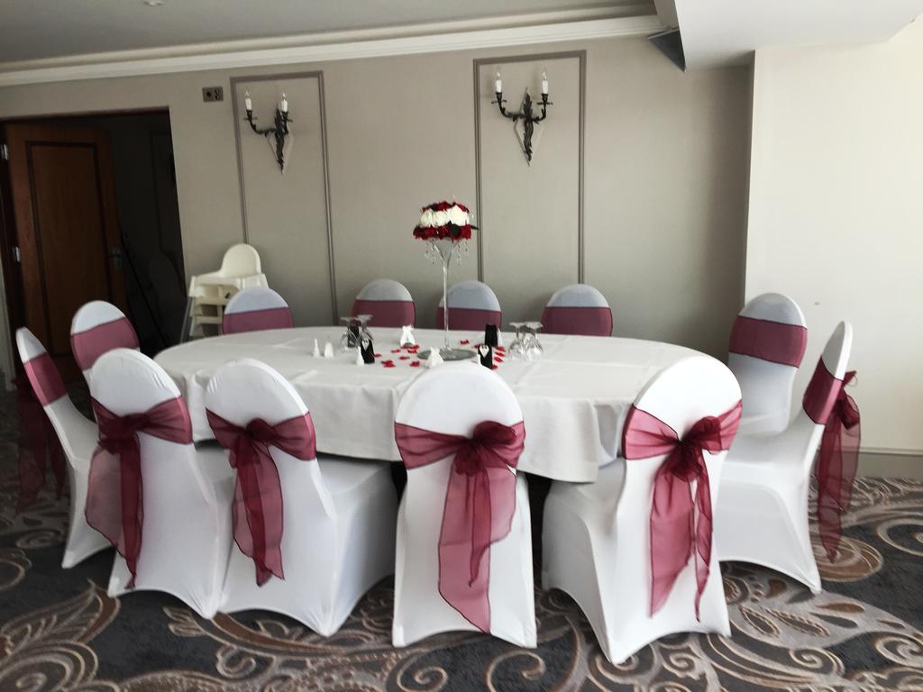 The Royal Chace Hotel Enfield Εξωτερικό φωτογραφία