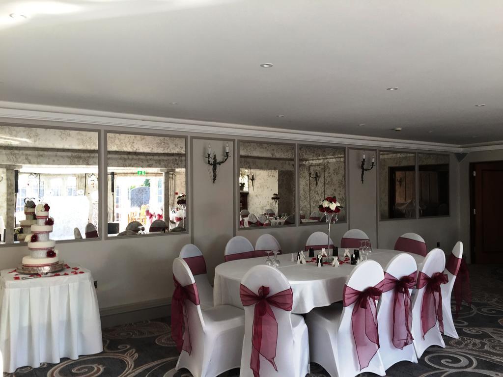 The Royal Chace Hotel Enfield Εξωτερικό φωτογραφία